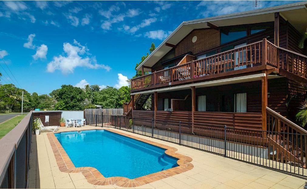 The Villas - Hervey Bay - 2 Separate Villas Urangan Dış mekan fotoğraf